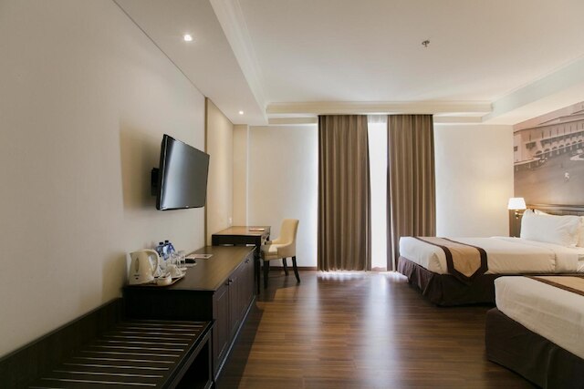 ヴァルナ カルチャー ホテル ソエラバイア スラバヤ