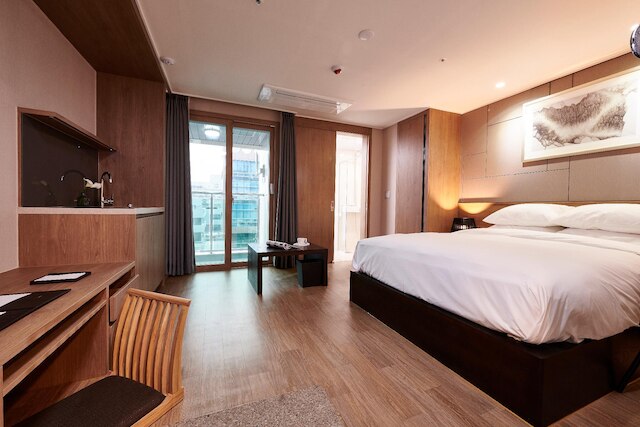 ニュー ラオン ステイ