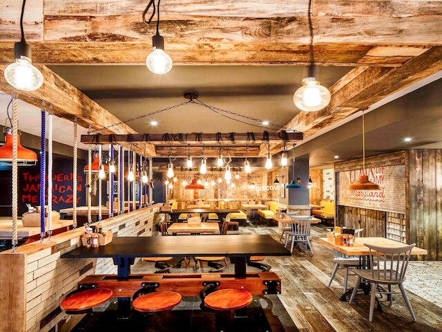 マンチェスター ポートランド バイ サンデー