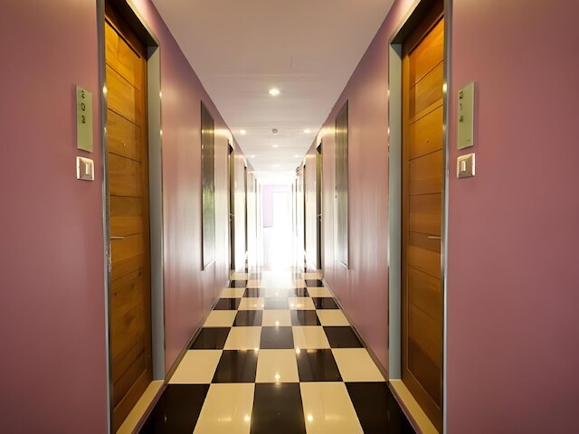 ヴァルゾン レジデンス スリナカリン 56