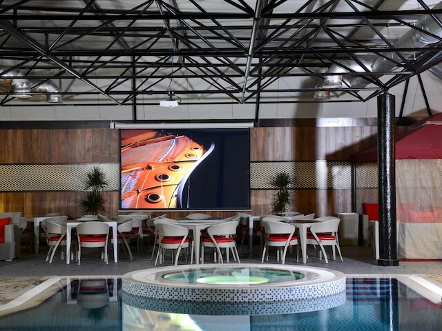 サン アンド サンズ ホテル