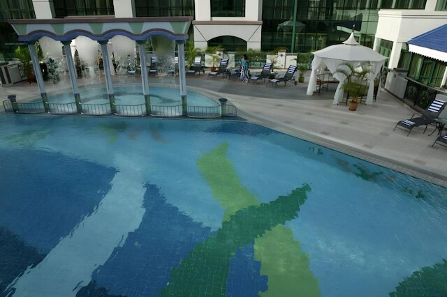 ザ リズクン インターナショナル ホテル ブルネイ