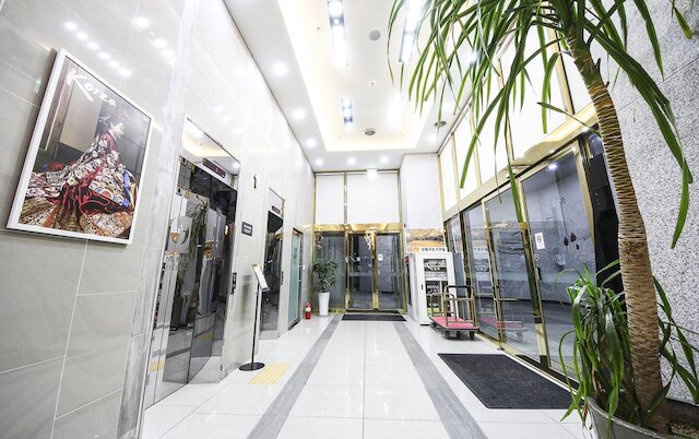 ウンピョン CS アベニュー ホテル