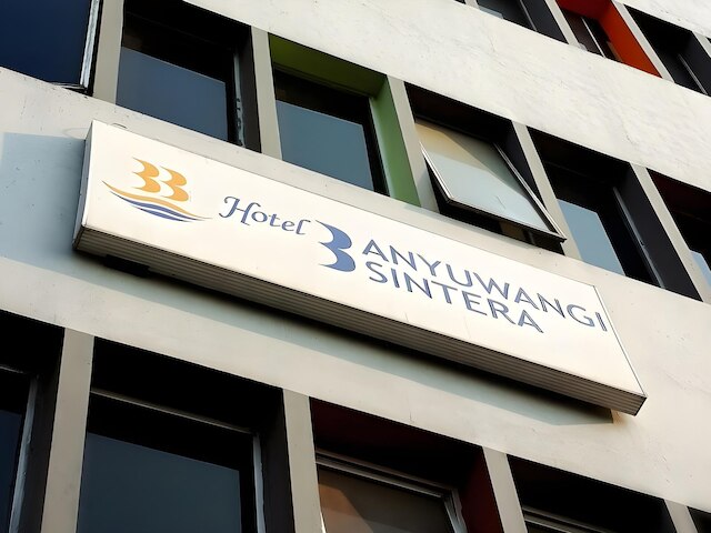 ホテル バニュワンギ シンテラ