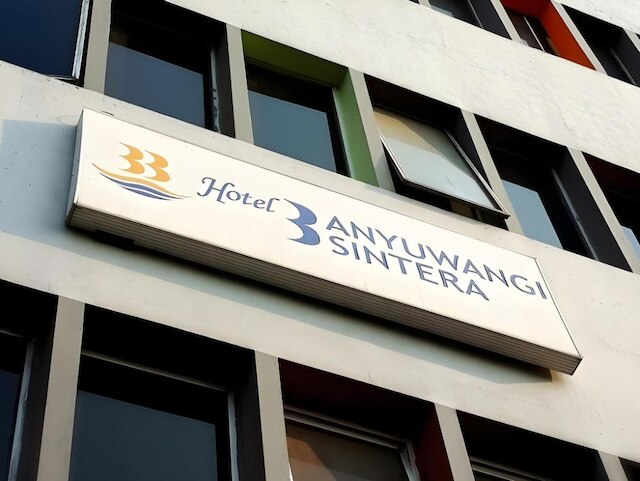 ホテル バニュワンギ シンテラ