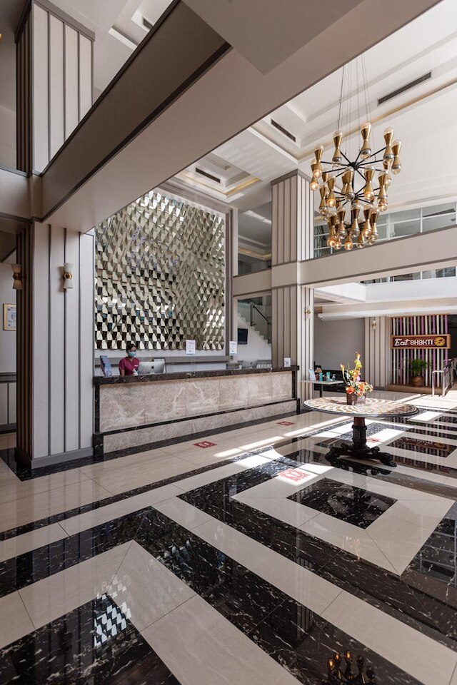 シャクティ ホテル バンドン