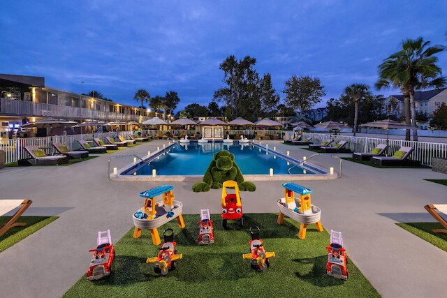 マジック モーメント リゾート & キッズ クラブ ダズラー セレクト バイ ウィンダム