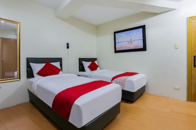 アングロ レジデンス ニア SM メッザ