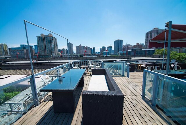 トラベリング ウィズ ホステル サウス ゲート (西安閱城瓦舍旅行酒店)