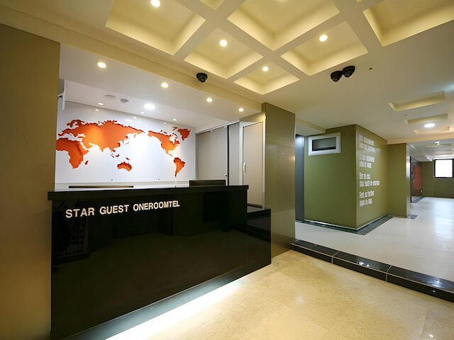 スター ゲスト ハウス