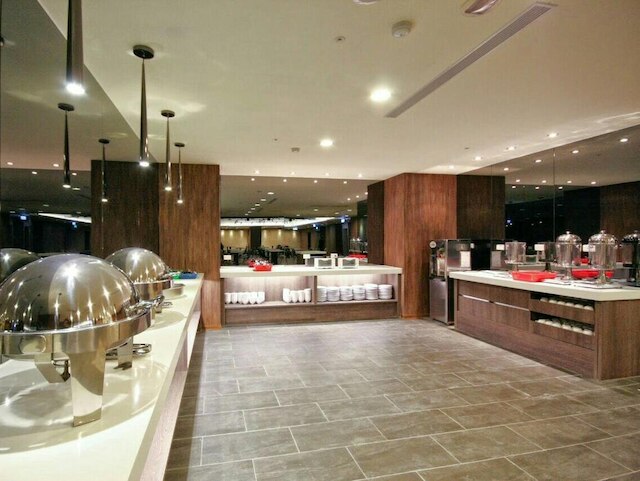 チャンス ホテル 台中 (巧合大飯店 台中)