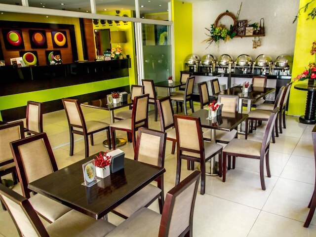 キャンベリー ホテル