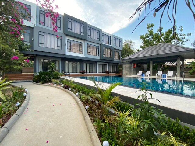 ミッドタウン スコタイ リゾート