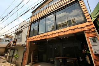 キャンプ奉還町バックパッカーズイン & ラウンジ