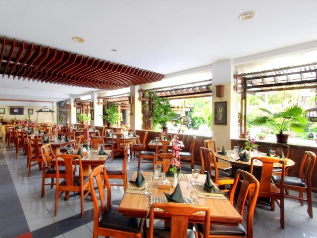 ムティアラ ホテル