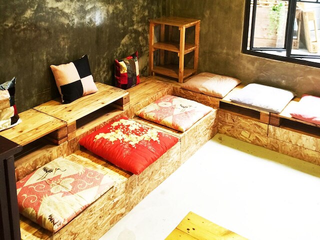 ホームタウン ホステル