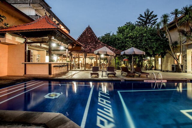 スリワチ ホテル