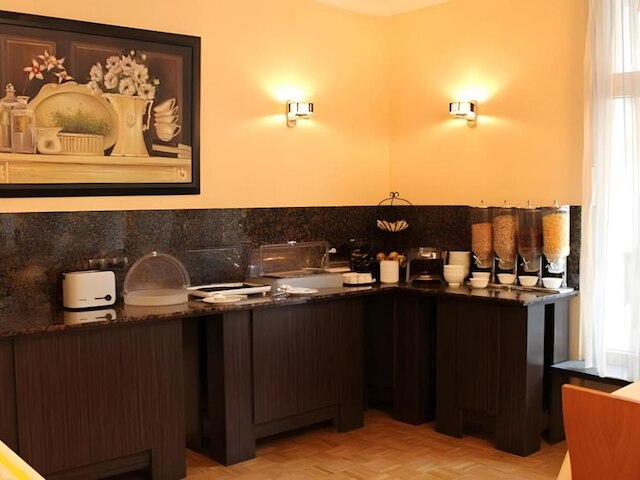 シティ ホテル メルカトール