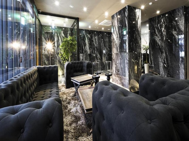 リッチウェル ホテル