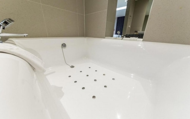 リッチウェル ホテル