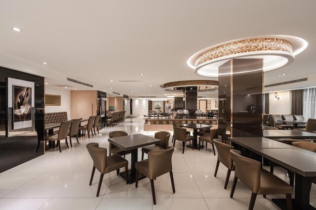 ホテル ヨシ 高雄 (佑煦行旅)