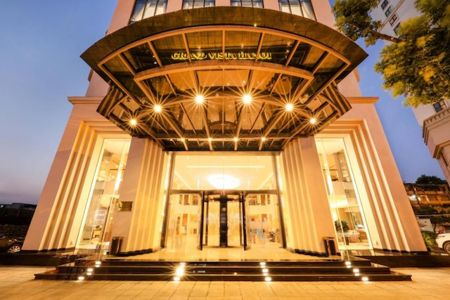 グランド ビスタ ハノイ