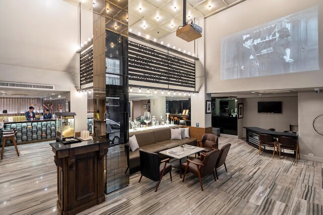 ヴィンスホテル・プラトゥナム