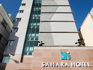 サハラ ホテル