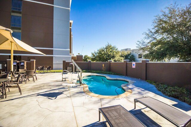 アトウェル スイーツ オースティン エアポート by IHG