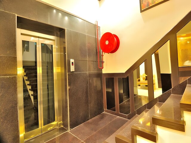 ホテル キングス イン