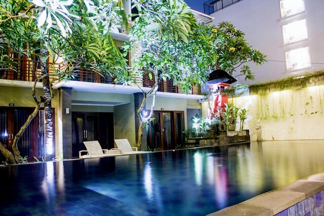 カミニ レギャン ホテル