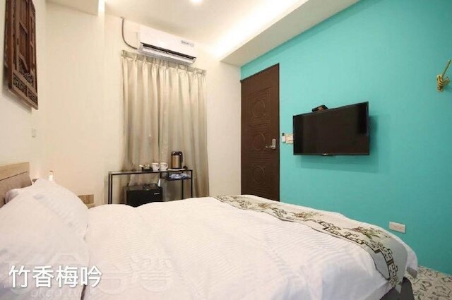 ハマセン ホームステイ (哈瑪星濱線民宿)