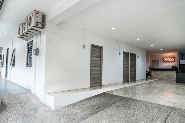 OYO 1491 サンダン レジデンス