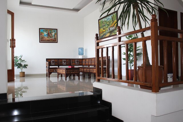 ラトゥ ホームステイ マラン