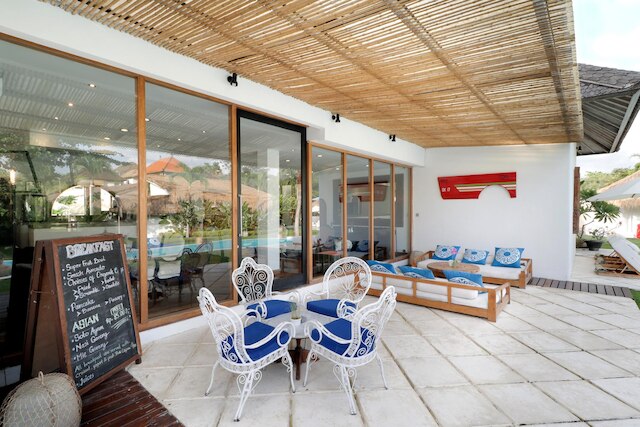 ザ アパートメント