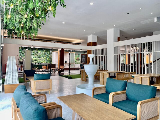 ヘマンジーニ ホテル