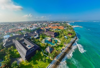 ディスカバリー・カルティカ・プラザ・ホテル