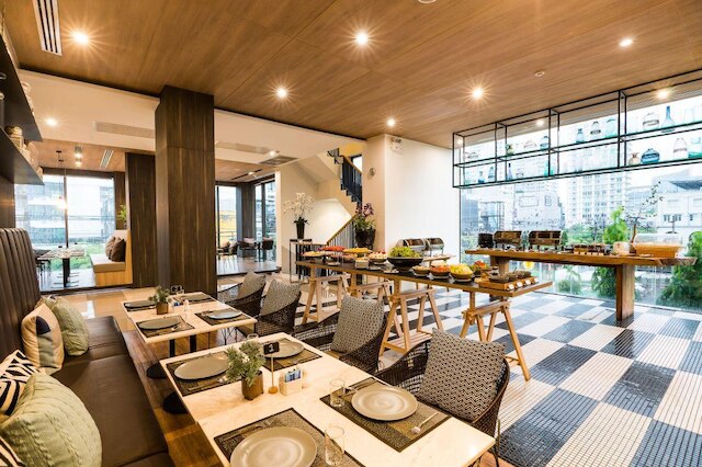 ザ レジデンス オン トンロー バイ UHG