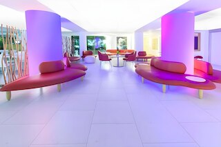 ラマダ カンクン シティ