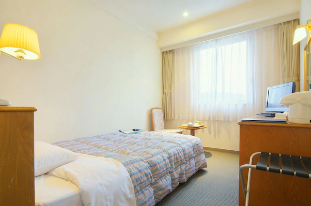 新ロイヤルホテル四万十