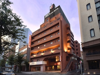 横浜平和プラザホテル