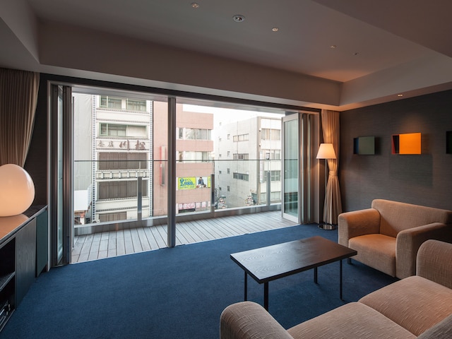 THE GATE HOTEL 雷門 by HULIC