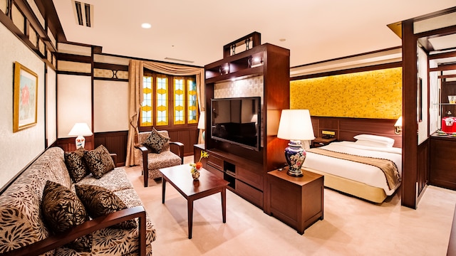 金沢白鳥路 ホテル山楽