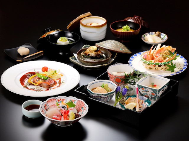 金沢白鳥路 ホテル山楽