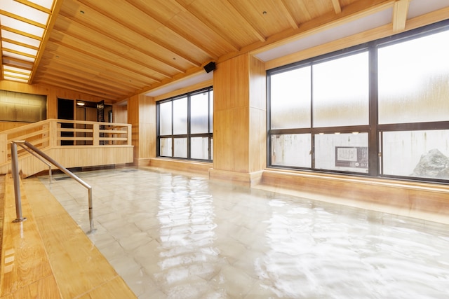 大江戸温泉物語 山代彩朝楽