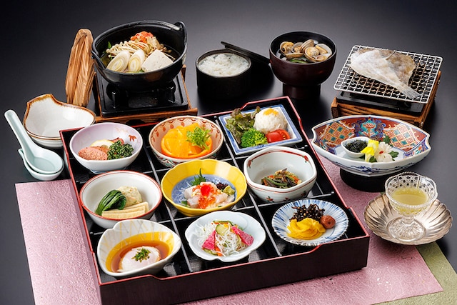 大江戸温泉物語わんわんリゾート 矢田屋松濤園