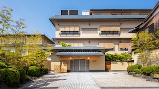 京都 祇園 料理旅館 花楽