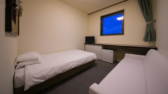 平和台ホテル大手門