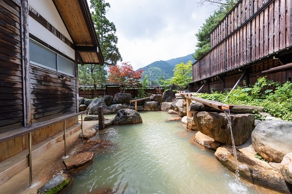 深山桜庵別館　湯めぐりの宿　平湯館