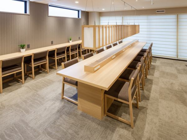 ワイズキャビン大阪難波